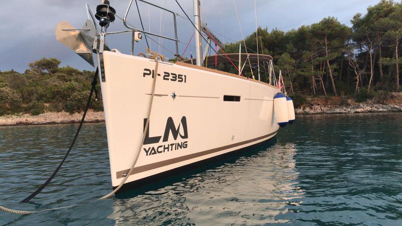 Book yachts online - sailboat - Sun Odyssey 449 - 3 Amigos - rent