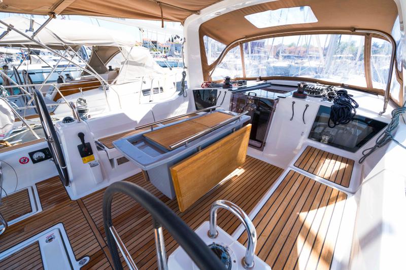 Book yachts online - sailboat - Oceanis 41.1 - White Pearl - rent
