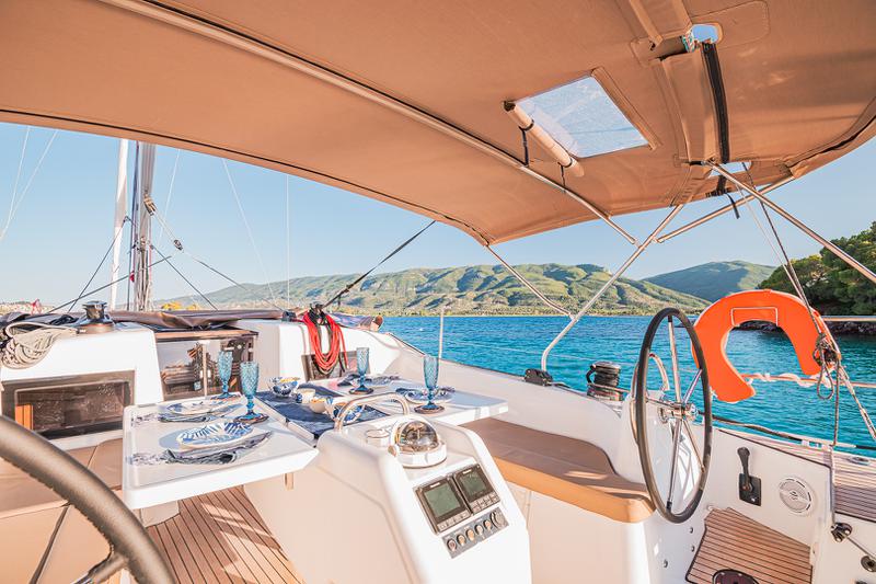 Book yachts online - sailboat - Sun Odyssey 410 - Irene - rent