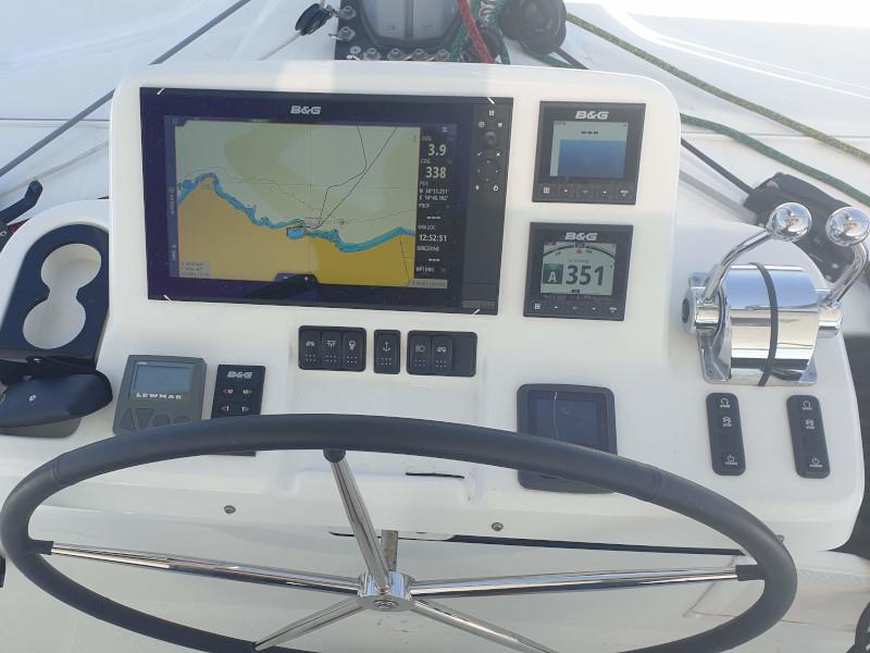 Book yachts online - catamaran - Lagoon 50 - Thor - rent