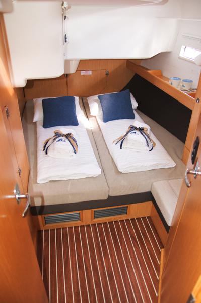 Book yachts online - sailboat - Bavaria Cruiser 51 - Margot One (Air Condition) - rent