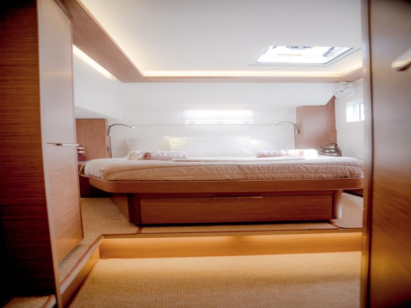 Book yachts online - catamaran - Lagoon 46 - ALICE - rent