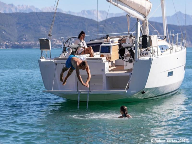 Book yachts online - sailboat - Dufour 430 - Kummsal - rent