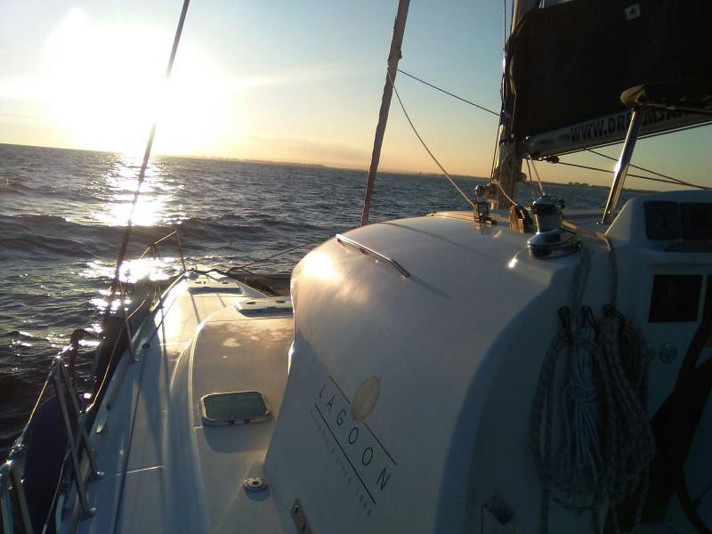 Book yachts online - catamaran - Lagoon 380 - NIRVANA - rent