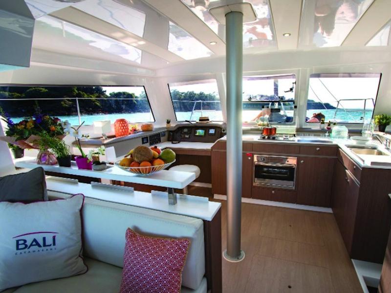 Book yachts online - catamaran - Bali Catspace - MER &amp; VENT - rent