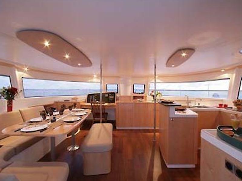 Book yachts online - catamaran - Salina 48 - PASO DOBLE - rent