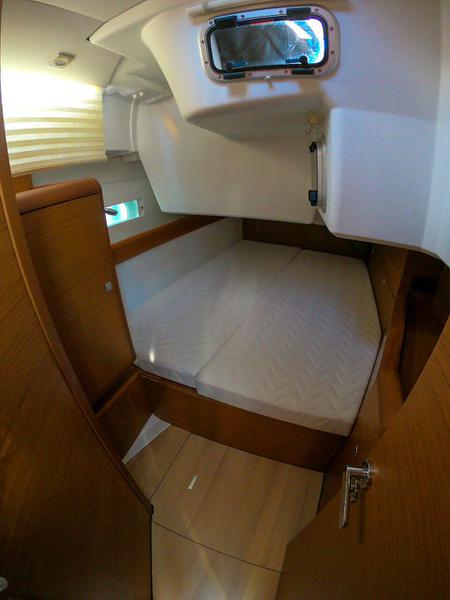 Book yachts online - sailboat - Sun Odyssey 519 - Mayflower - A/C &amp; Gen - rent