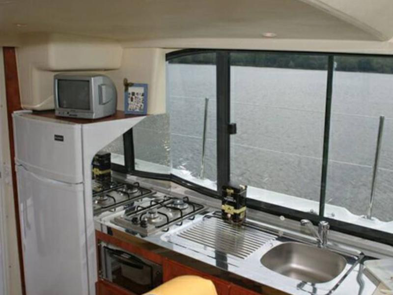 Book yachts online - motorboat - Estivale Duo - ROSAY FR - rent