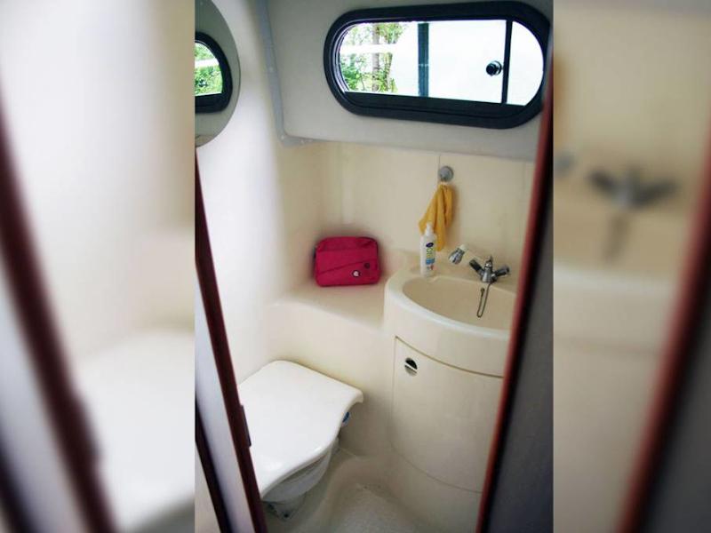 Book yachts online - motorboat - Sedan 1170 - SUCE / ERDRE FR - rent