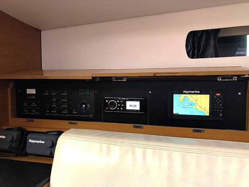 Book yachts online - sailboat - Sun Odyssey 479 - Luna Rossa (Refit 2021) - rent