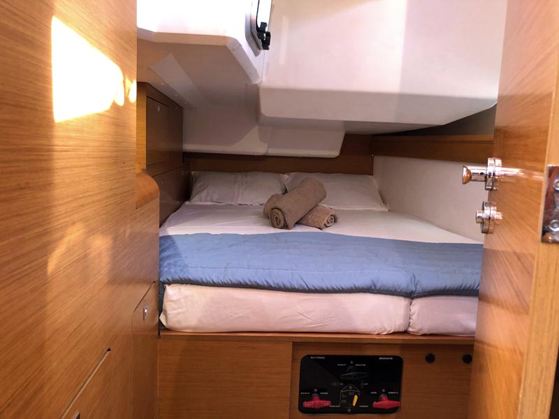 Book yachts online - sailboat - Sun Odyssey 479 - Luna Rossa (Refit 2021) - rent