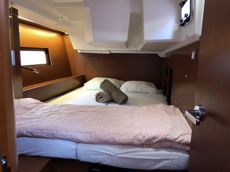 Book yachts online - sailboat - Oceanis 46.1 - Sia - rent