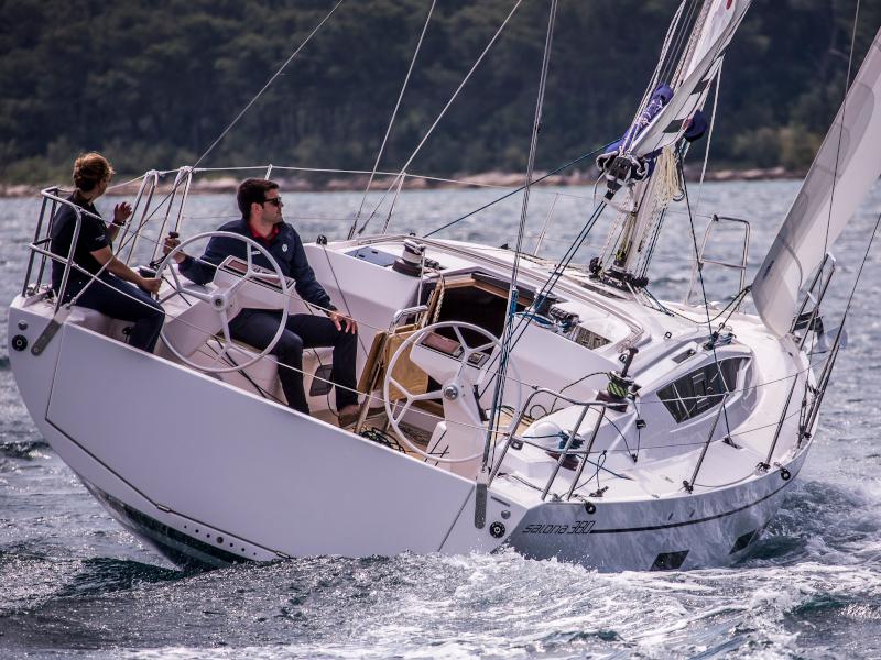 Book yachts online - sailboat - Salona 380 - Ivana  - rent