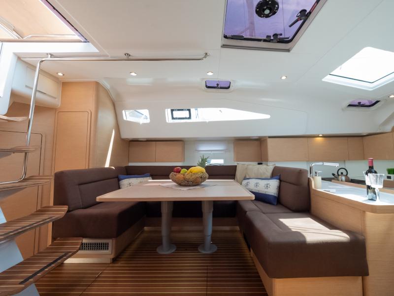 Book yachts online - sailboat - Elan 50 Impression - Alegria - rent