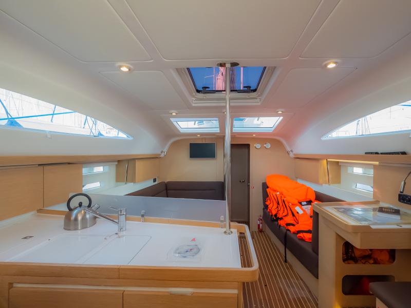 Book yachts online - sailboat - Elan 45 Impression - Adelyna - rent