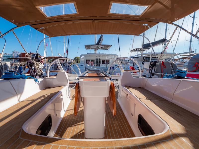 Book yachts online - sailboat - Elan 45 Impression - Adelyna - rent