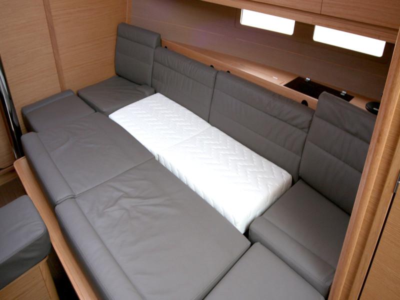 Book yachts online - sailboat - Dufour 382 Grand Large - 2 cab - Lia - rent