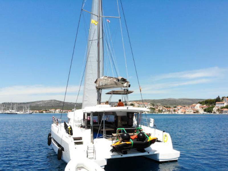 Book yachts online - catamaran - Bali 4.1 - Jax - rent