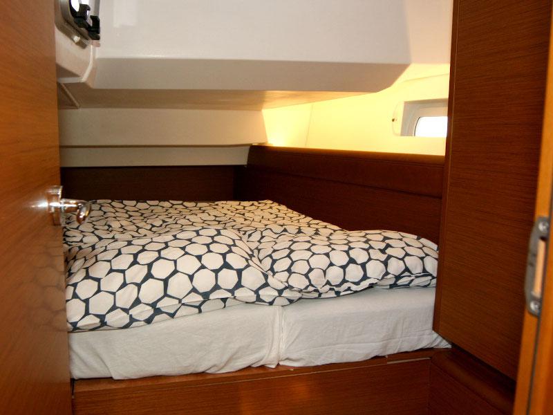 Book yachts online - sailboat - Sun Odyssey 419 - Happy Welcome - rent