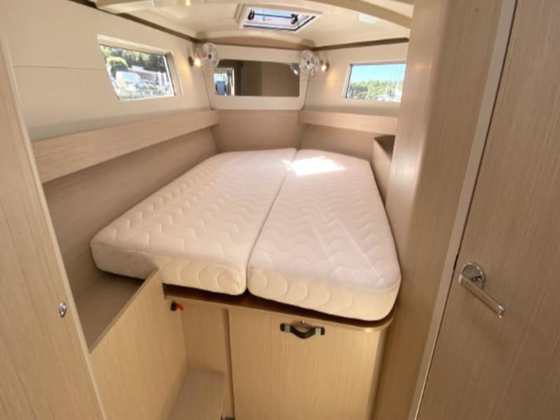Book yachts online - sailboat - Oceanis 41.1 - Frankfurt - rent