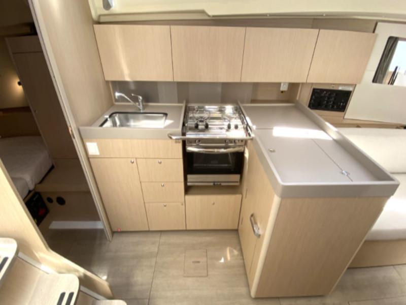 Book yachts online - sailboat - Oceanis 41.1 - Frankfurt - rent