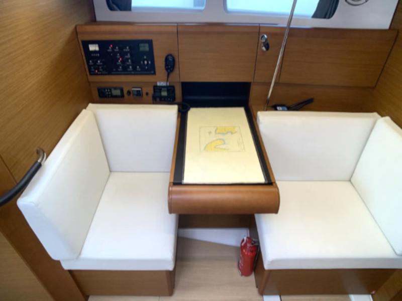 Book yachts online - sailboat - Sun Odyssey 419 - Espresso - rent