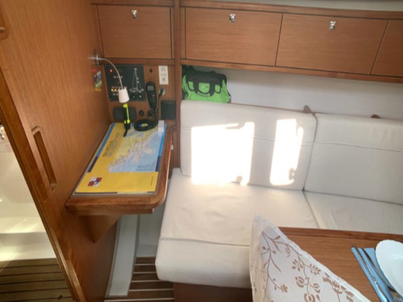 Book yachts online - sailboat - Bavaria Cruiser 34 - Little Joe - rent