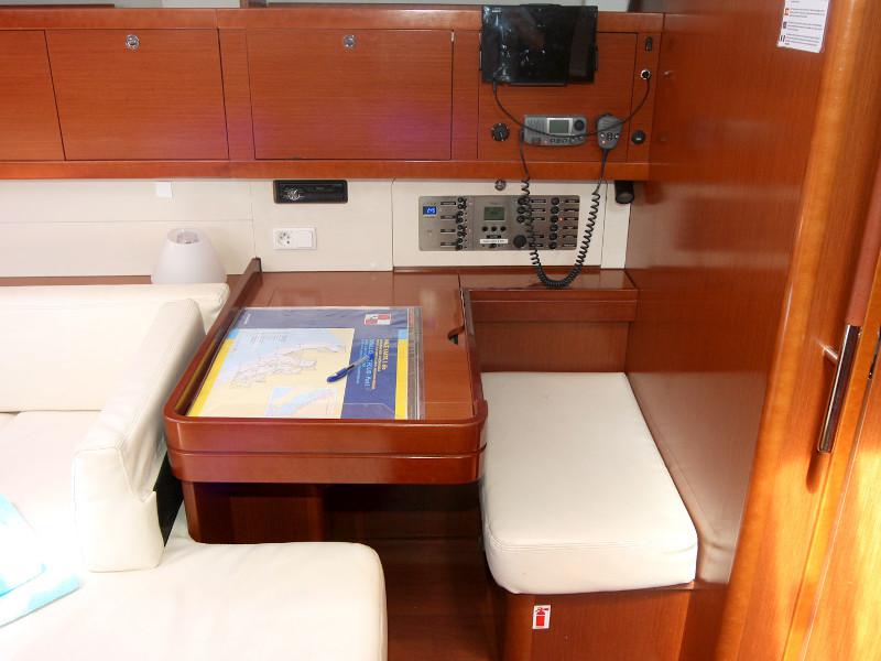 Book yachts online - sailboat - Oceanis 50 - Big Tasty - rent