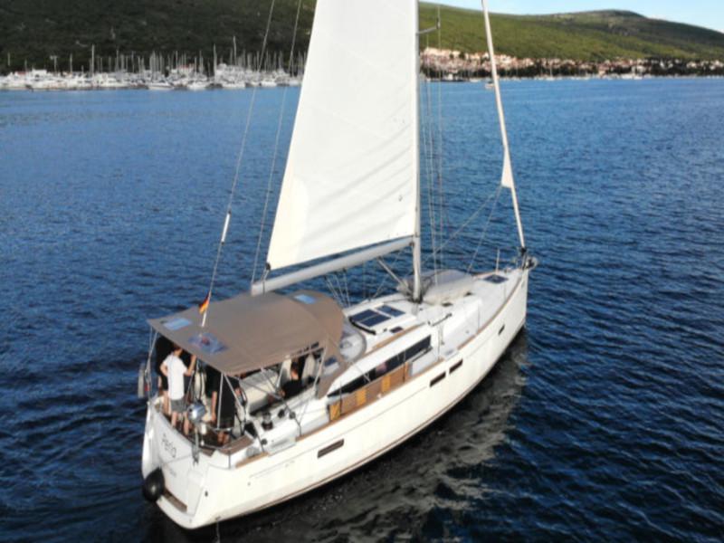 Book yachts online - sailboat - Sun Odyssey 479 - Perla - rent