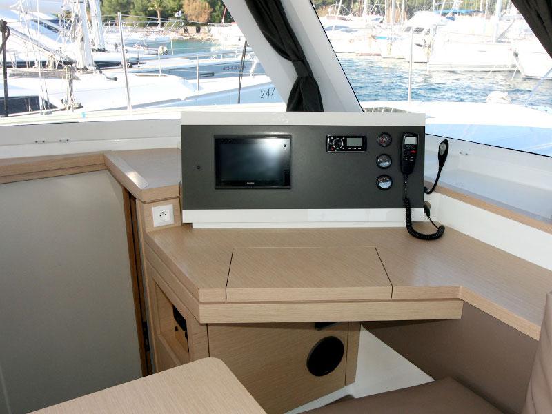 Book yachts online - catamaran - Lucia 40 - Leon - rent