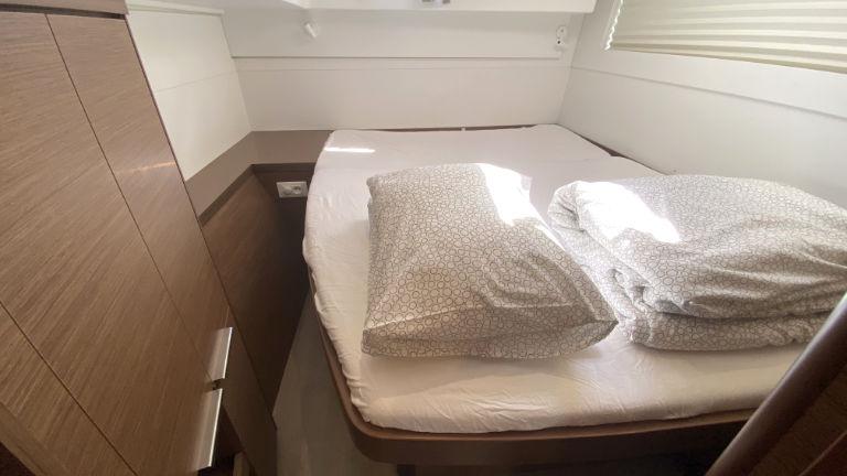 Book yachts online - catamaran - Lagoon 40_1 - Sunset - rent