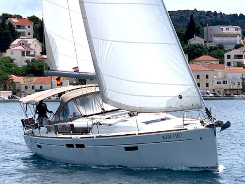 Book yachts online - sailboat - Sun Odyssey 479 - Anna - rent