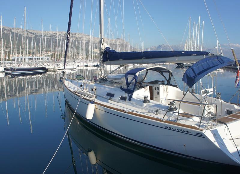 Book yachts online - sailboat - Salona 45 - Mima - rent