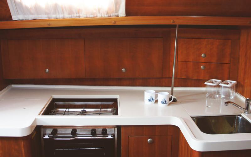 Book yachts online - sailboat - Salona 45 - Mima - rent