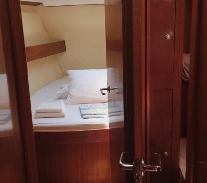 Book yachts online - sailboat - Salona 45 - Mima - rent