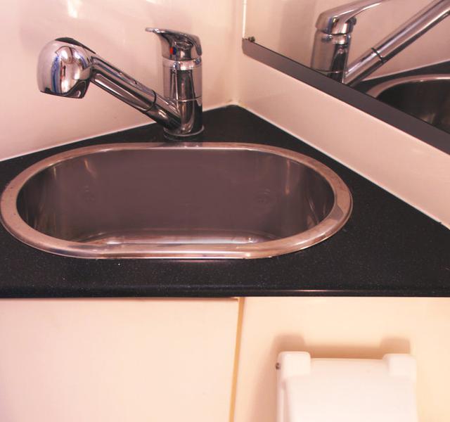 Book yachts online - sailboat - Salona 45 - Mima - rent