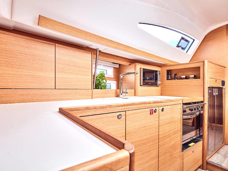 Book yachts online - sailboat - Elan Impression 45.1 - Sax III - rent