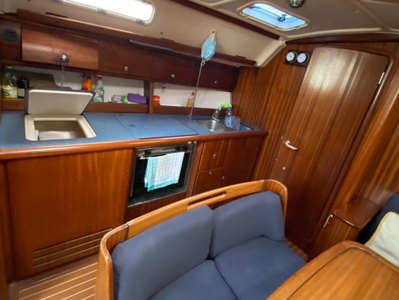 Book yachts online - sailboat - Bavaria 41 - SAX II - rent