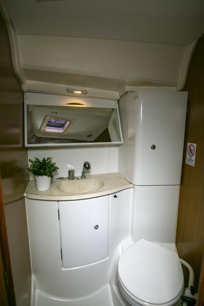 Book yachts online - sailboat - Sun Odyssey 42 i - SOD42i - rent