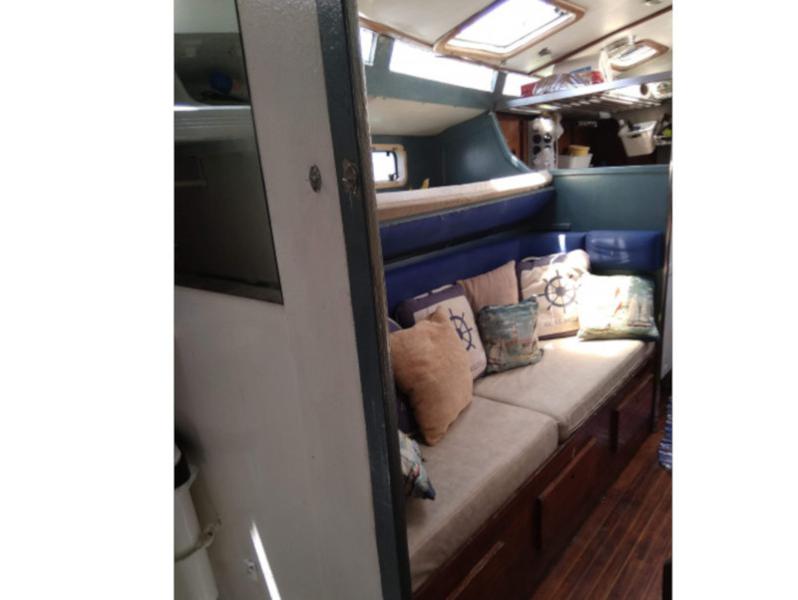 Book yachts online - sailboat - Jeanneau 41 - Ikarian Spirit - rent