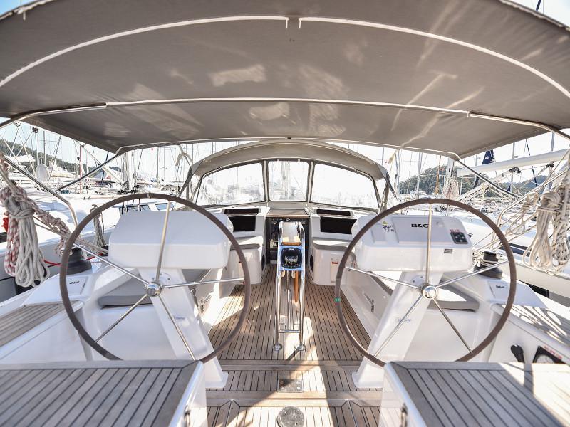 Book yachts online - sailboat - Hanse 458 - GOBUN - rent