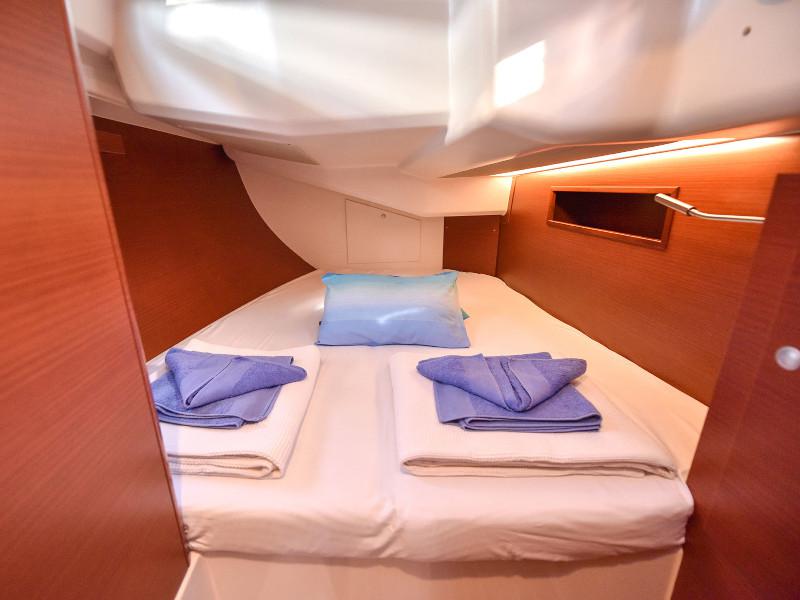 Book yachts online - sailboat - Hanse 458 - GOBUN - rent