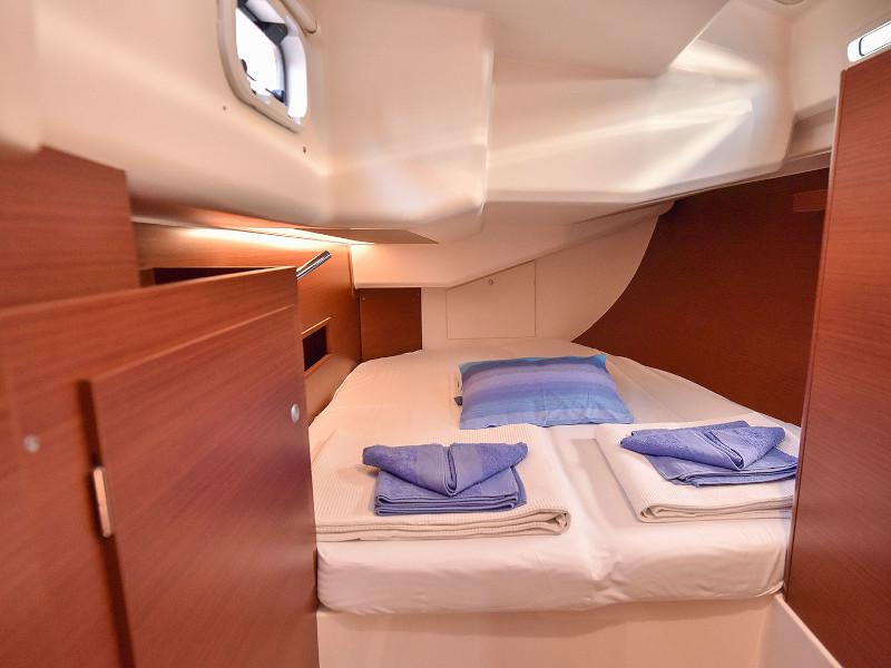Book yachts online - sailboat - Hanse 458 - GOBUN - rent