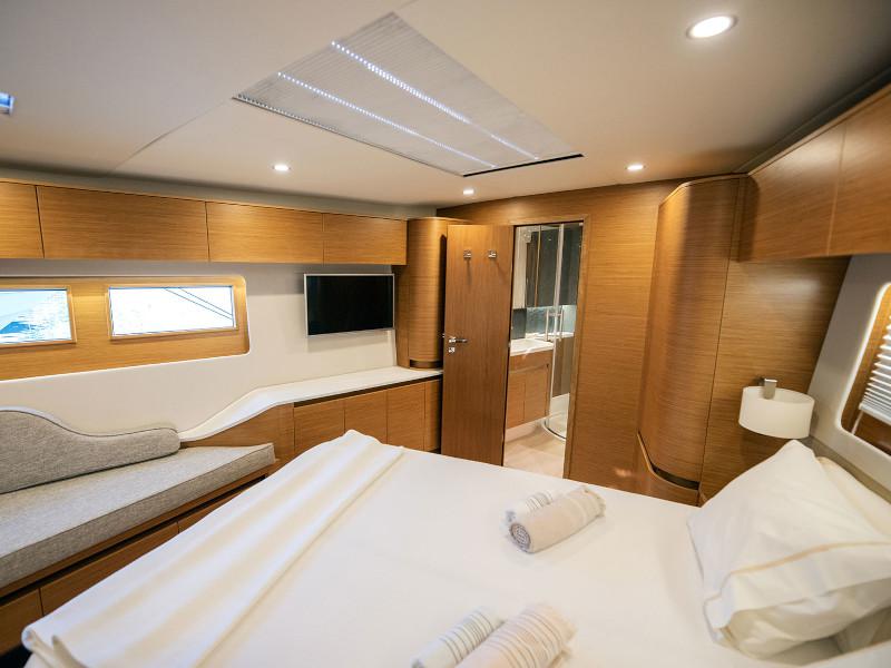 Book yachts online - sailboat - Hanse 675 - Palmera - rent