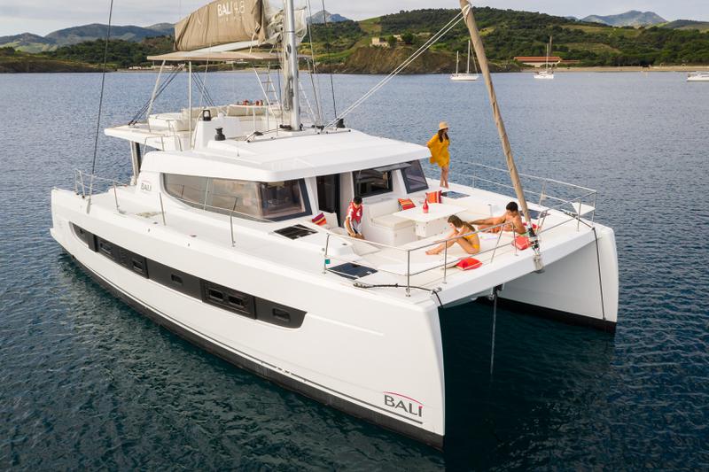Book yachts online - catamaran - Bali 4.8 - Tatani - rent