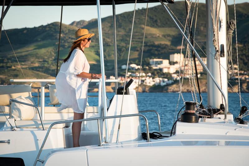 Book yachts online - catamaran - Bali 4.8 - Tatani - rent