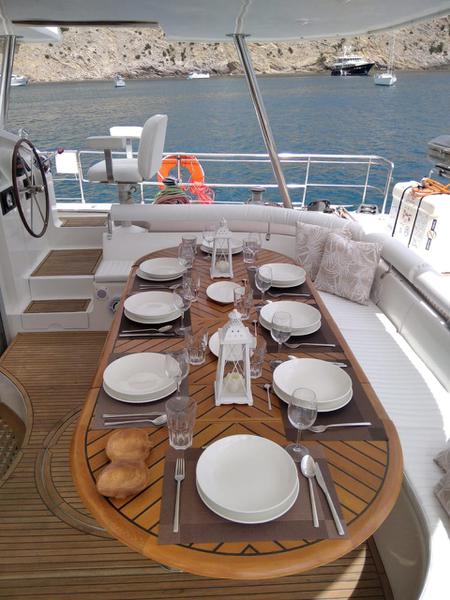 Book yachts online - catamaran - Marquises 56 - Atlas - rent