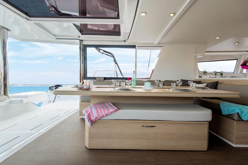Book yachts online - catamaran - Bali 5.4. - Amura - rent