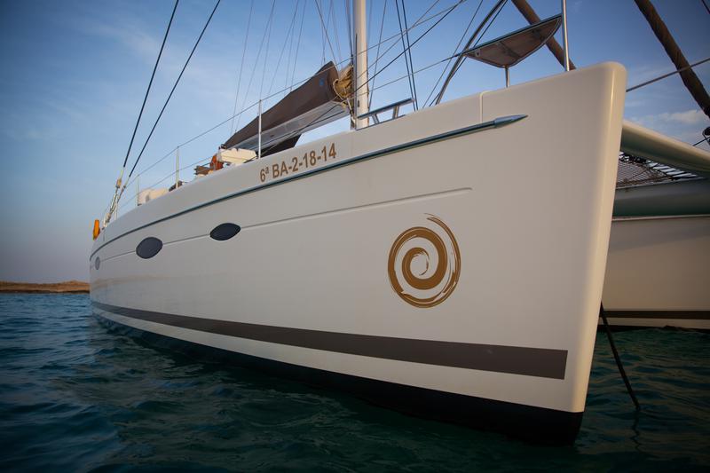 Book yachts online - catamaran - Victoria 67 - Magec - rent