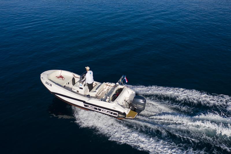 Book yachts online - motorboat - Zar 57 - no name - rent